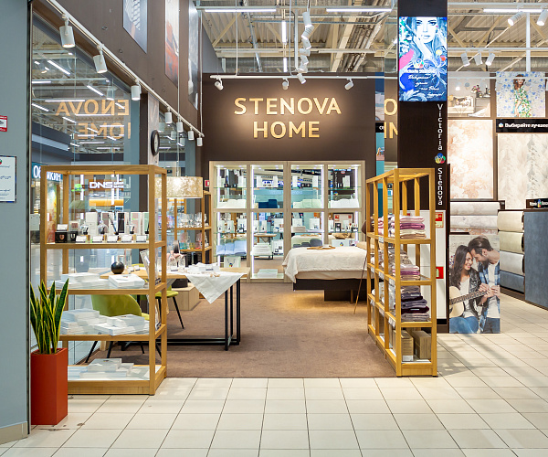 Фирменный магазин Victoria Stenova  г.Санкт-Петербург