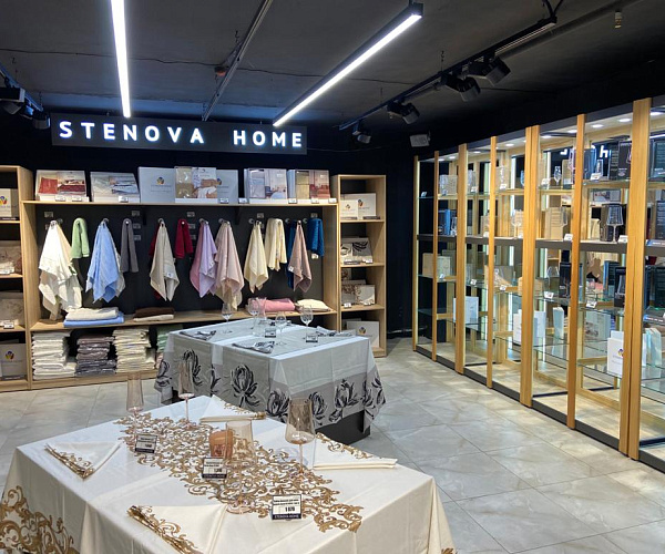 Фирменный магазин Victoria Stenova  г.Иркутск